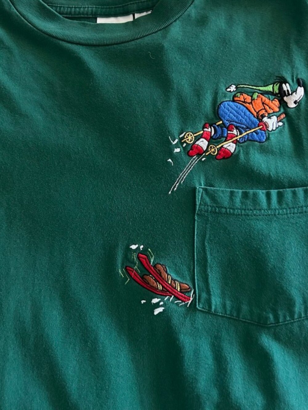 Vintage 90s Disney Goofy Embroidered Green Long Sleeve Shirt Size: L - Picture 2 of 5